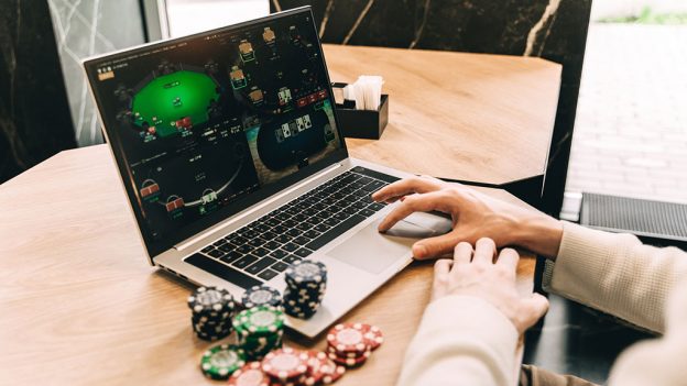 Avoid online poker scams
